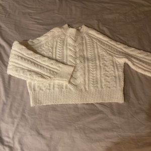 [sold] Alpaca hair blend crop sweater